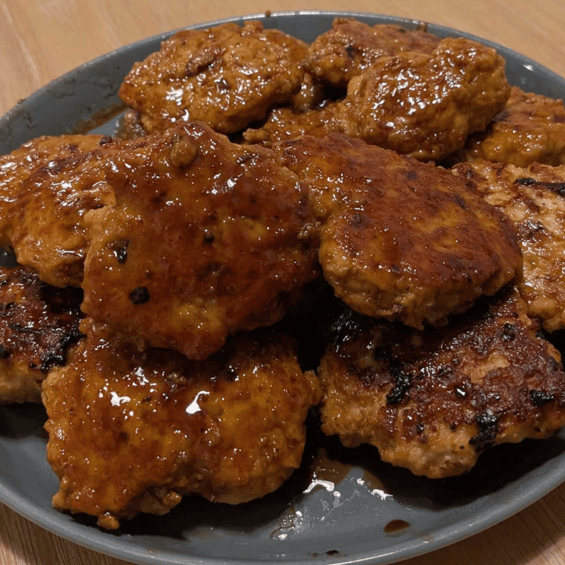 包丁いらず！混ぜて焼くだけ♪ タマネギの旨味たっぷり鶏つくね